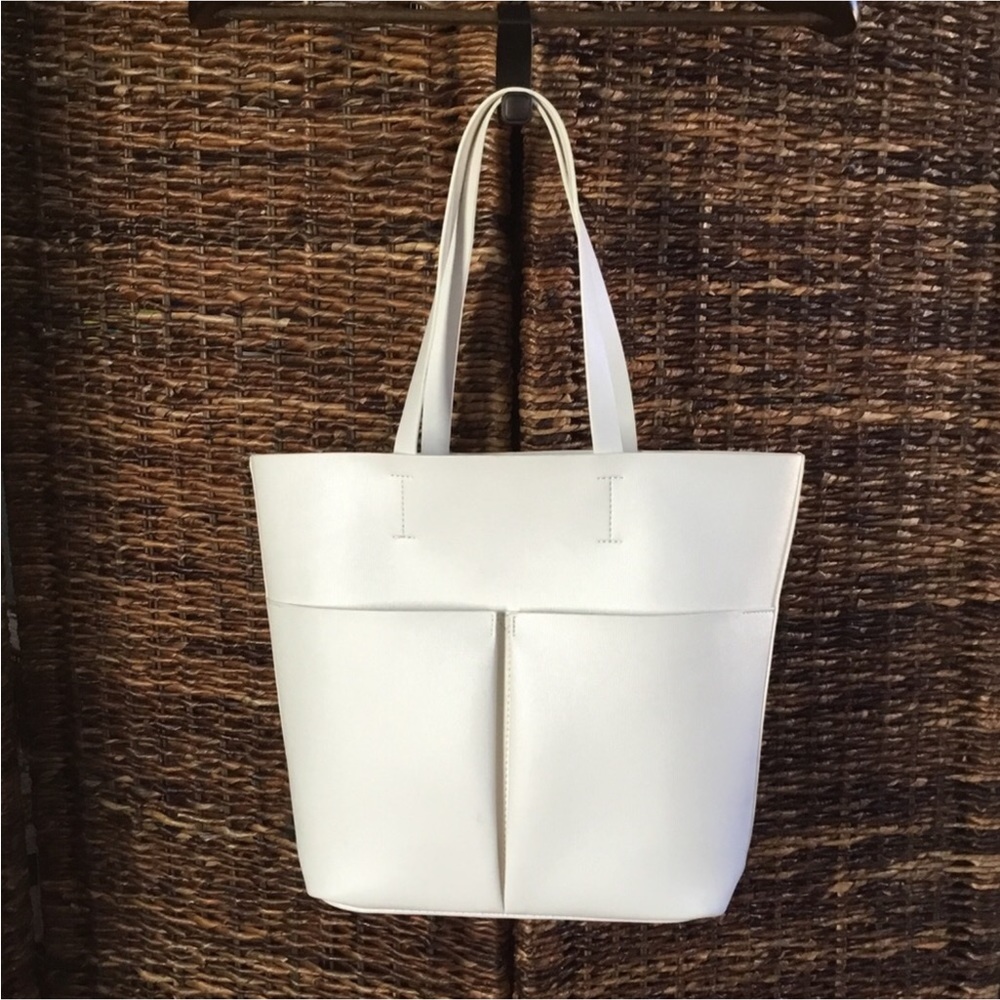 NEIMAN MARCUS HAND SHOULDER BAG NEW  INNER SUEDE OUT LEATHER-FINAL PRICE